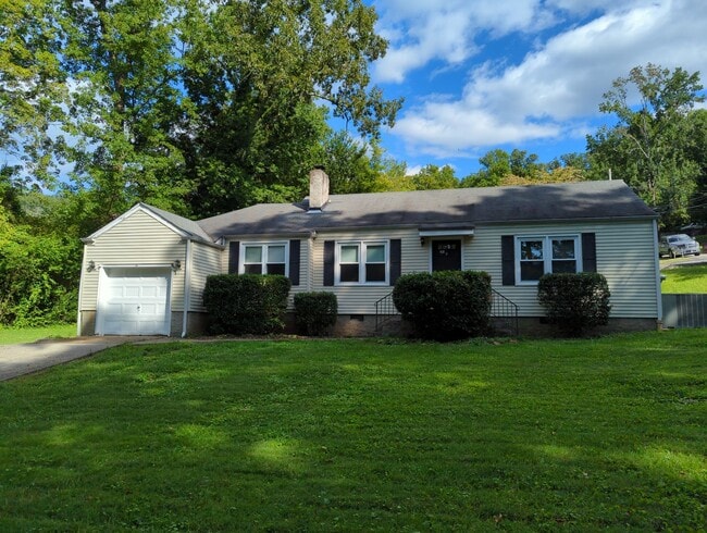 Building Photo - Cute Red Bank House