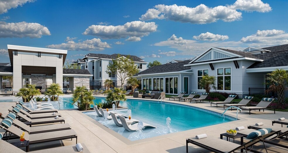 Monteverde Poolside