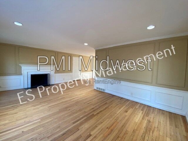 3353 W 42nd St