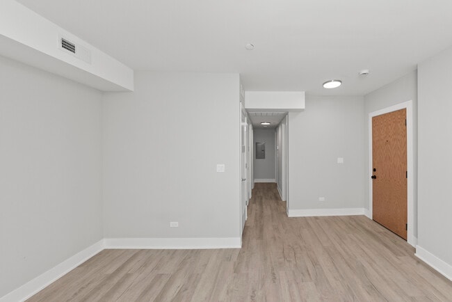 Photo - 1131 Oak Ave