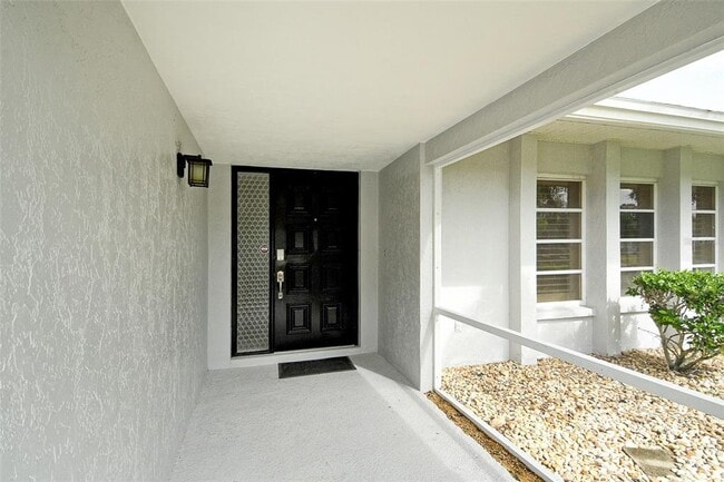 Photo - 6722 Roxbury Dr