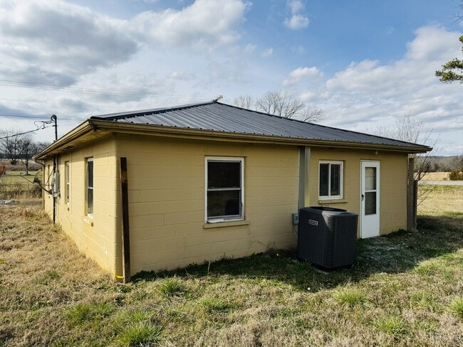 Photo - 5780 Fry Gap Rd