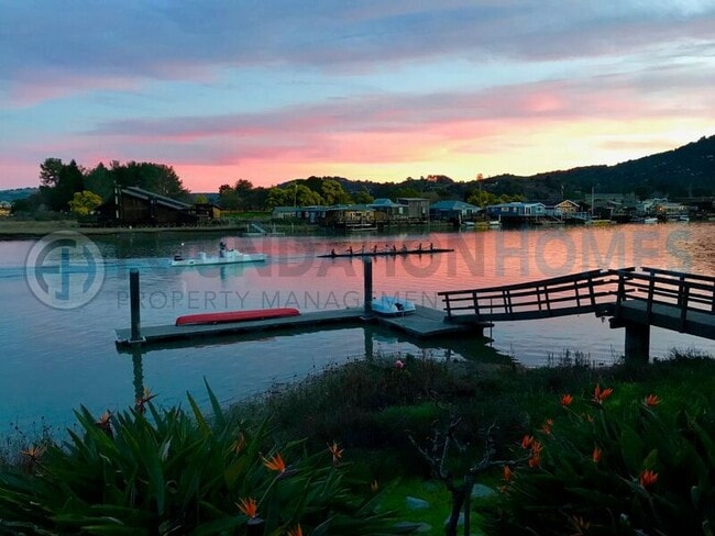 Photo - 707 S Eliseo Dr