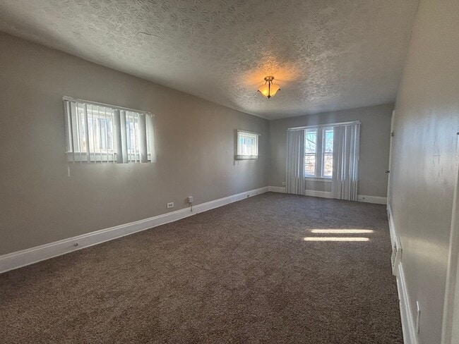 Photo - 13817 Bartlett Ave