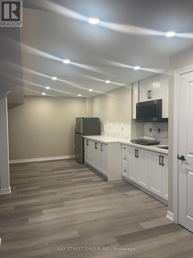 Photo - 43 Philips View Cres