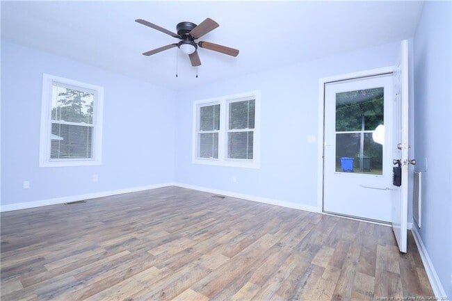 Building Photo - 615 Johnson St