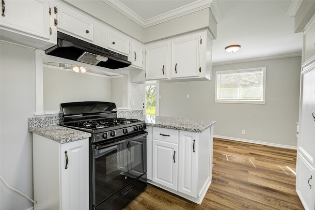 Photo - 20244 County Rd 510W