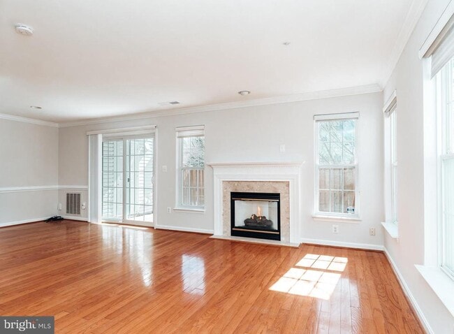 Photo - 6607 NETTIES Ln