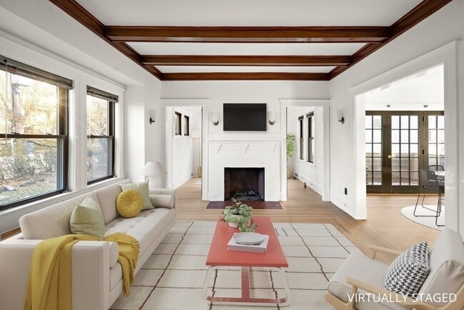 Building Photo - 78 Gilbert Rd Unit 0