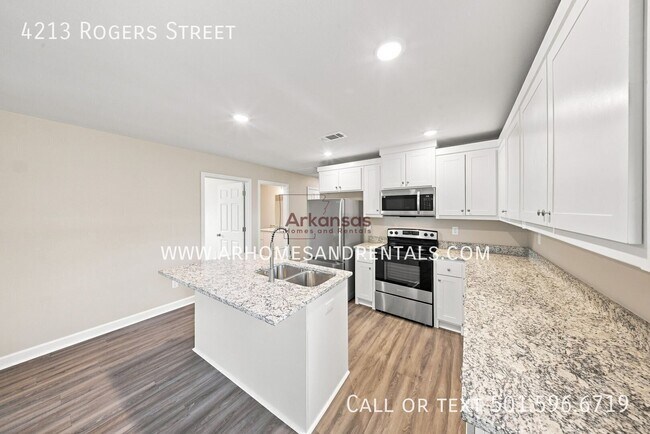 Photo - 4213 Rogers St