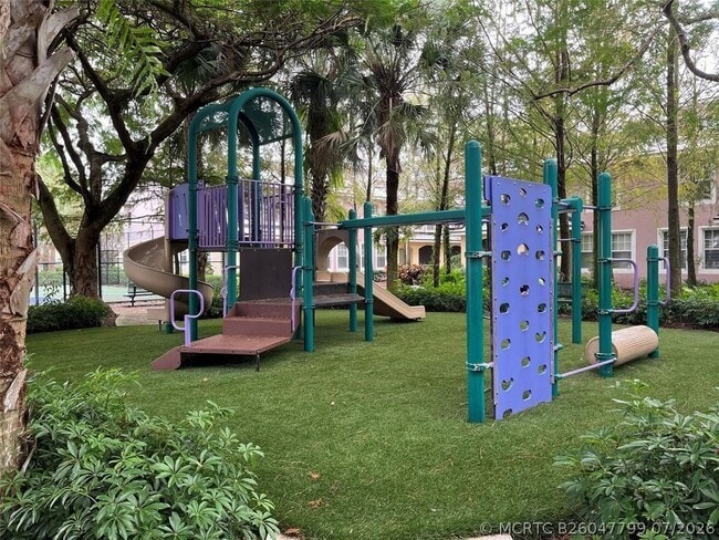 6694 W Sample Rd Unit 6694