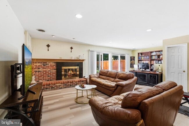 9415 Park Hunt Ct