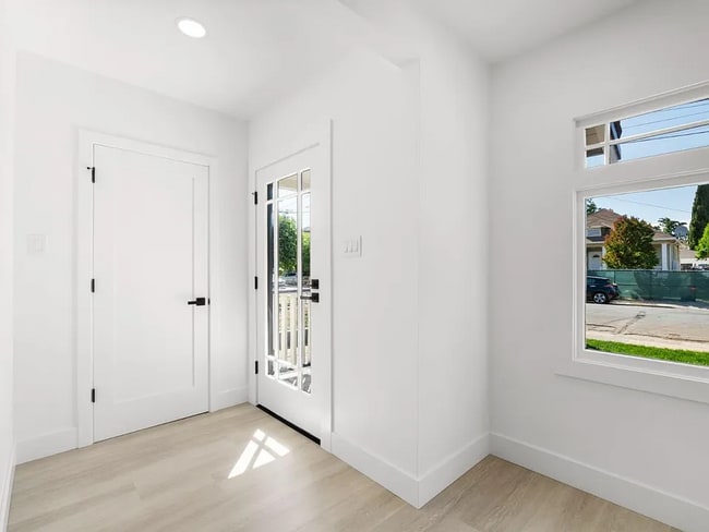 Photo - 1208 Hester Ave