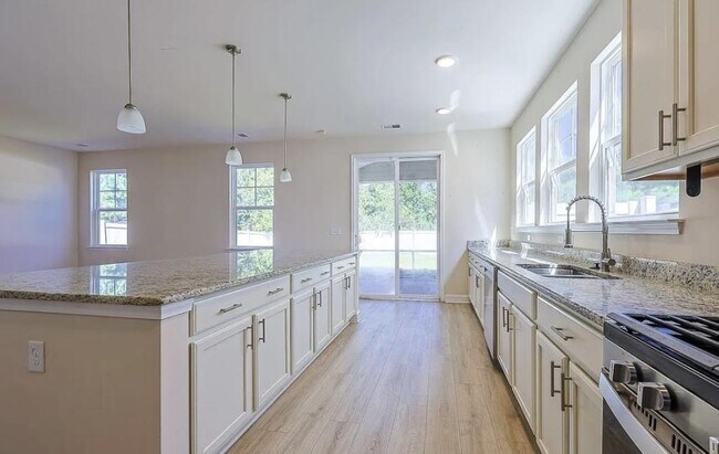 Photo - 9016 Fort Hill Wy