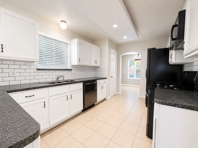 Photo - 9130 Reagan Meadow Ct