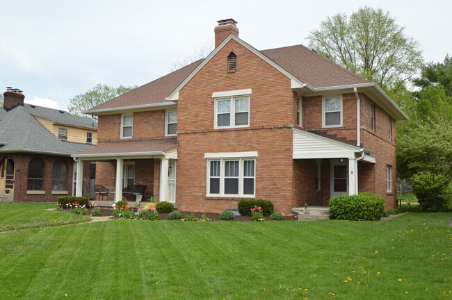 Photo - 4921 Graceland Ave