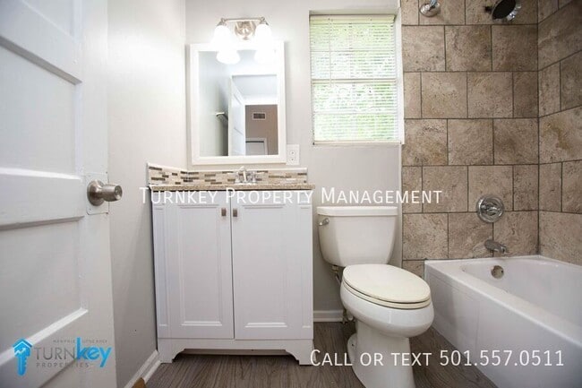 Photo - 1622 Hanger St
