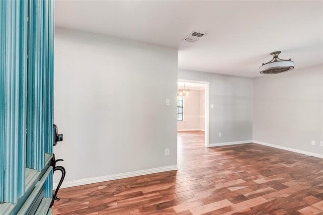 10905 Wintergreen Hill