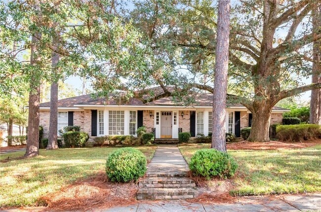 Building Photo - 1005 Westbury Dr Rental