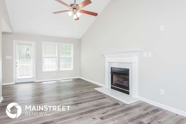 Photo - 1433 Smokey Mountain Dr