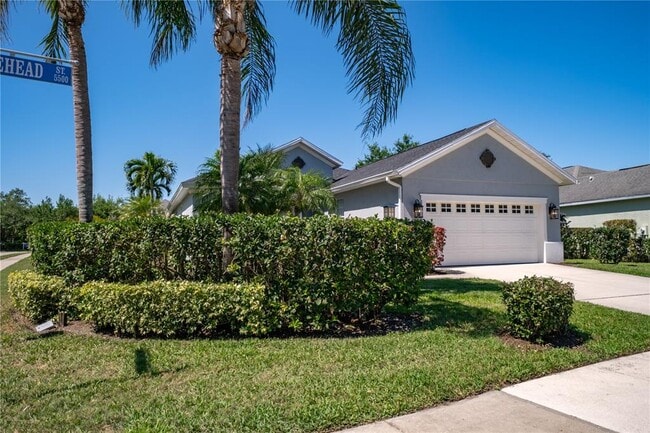 Photo - 5546 Whitehead St