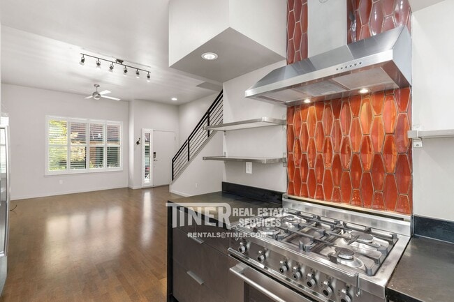 Photo - 1322 E Sutter Walk