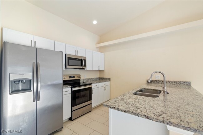 Building Photo - 510 Skyline Blvd