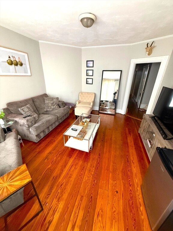 Photo - 667 E 8th St Unit 1