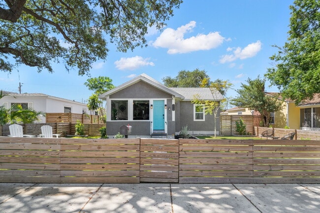 Photo - 3950 1st Ave N