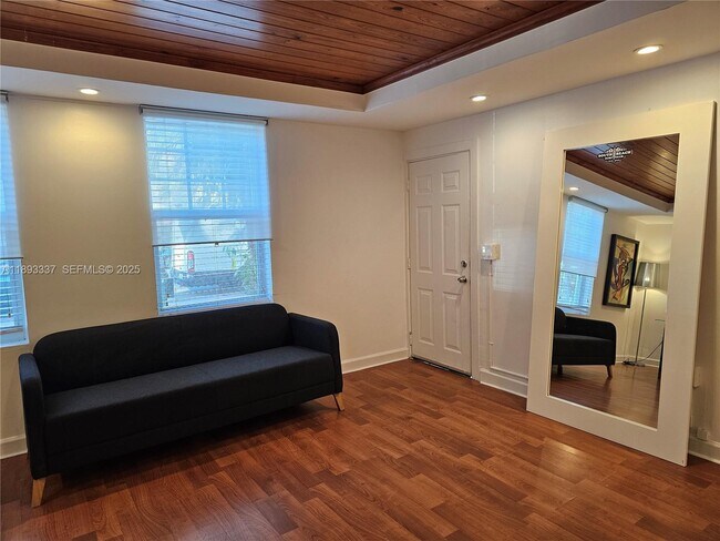 Photo - 622 15th St Unit 1