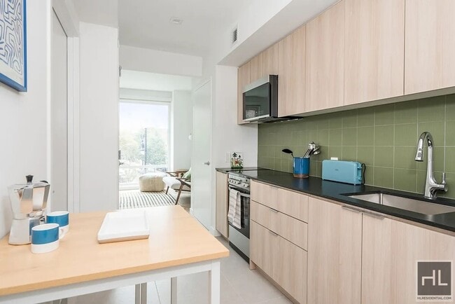 Photo - 975 Nostrand Ave Unidad 302