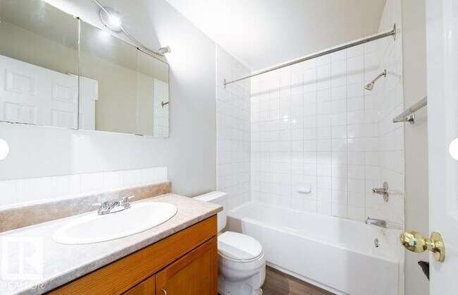 Photo - 3312-3105 105 Ave NW