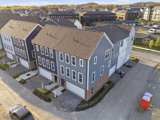 Photo - 227 Oliver Way