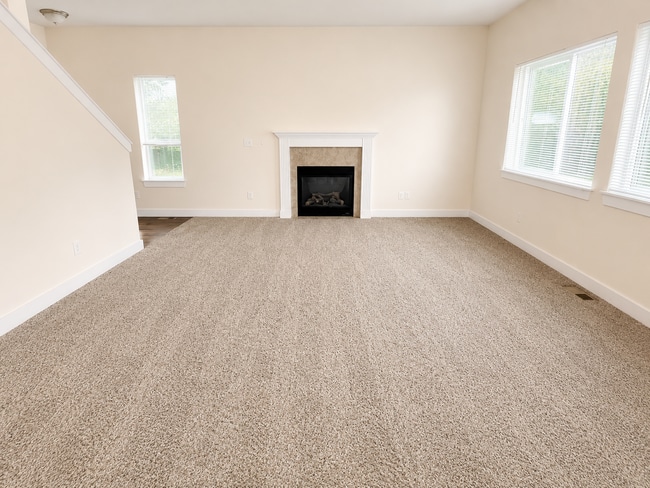 Spacious University Place Home Near Chambers Bay | 2-Car Garage & Lawn Care Included