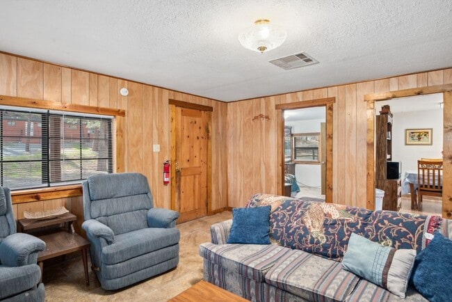 Photo - 820 Carrizo Canyon Rd