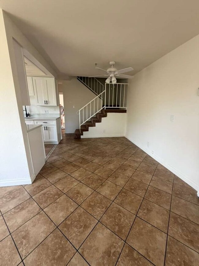 14892 Harper St Unit B
