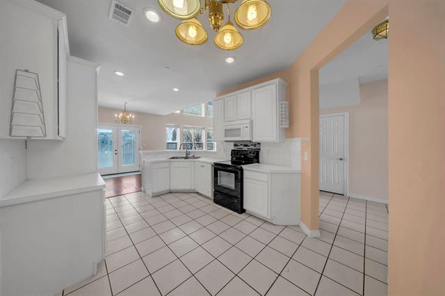 Photo - 908 Englewood Ln