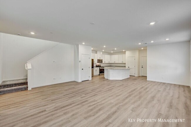 Photo - 2734 Luzzi Walk