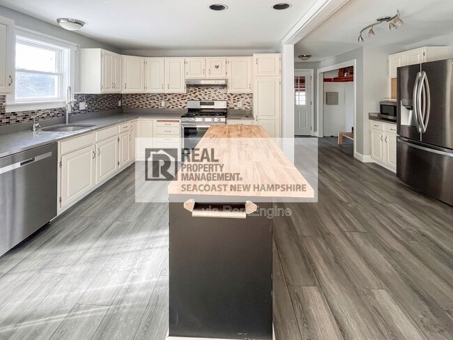 Photo - 10 Kelley Rd