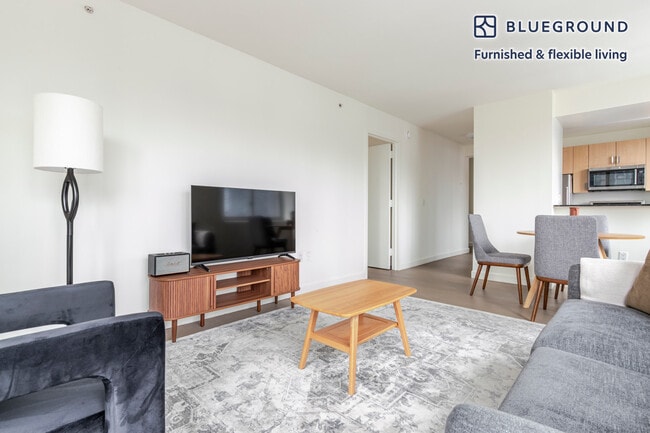 Photo - 561 10th Ave Unit SI FL21-ID2084