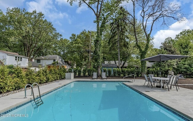 Photo - 711 Raymere Ave House