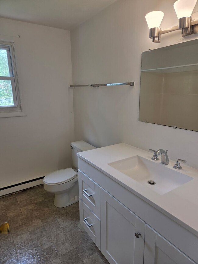 Photo - 177 Ashford Dr