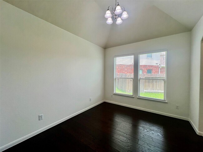 Photo - 25307 Holton Ridge Dr