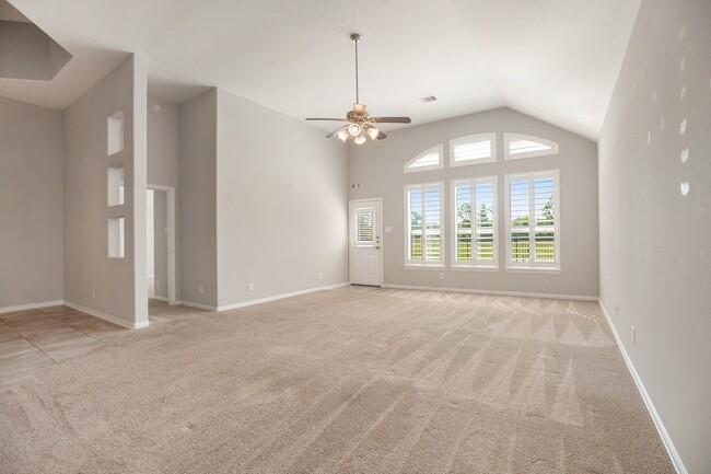 Photo - 2502 Bay Hill Dr