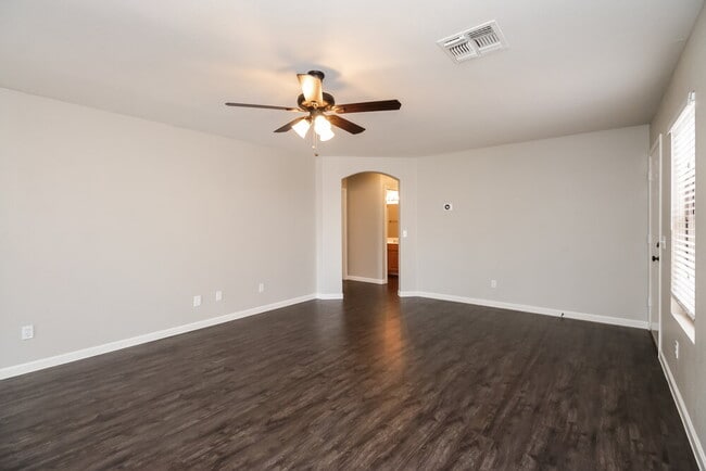 151 S Parkwood