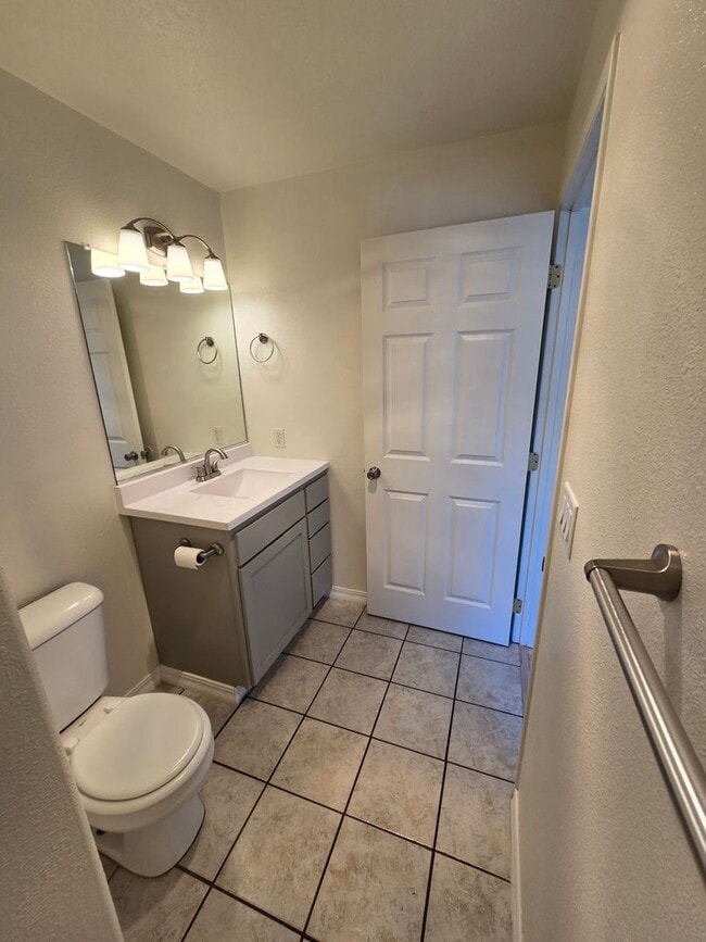 Photo - THIS 1 BEDROOM 1 BATH IS A GEM ON THE EAST SIDE OF MEDFORD