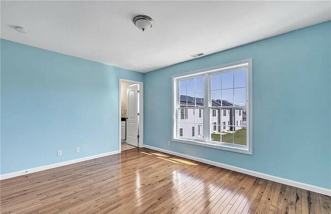 Photo - 800 Seaview Ave Unit 2