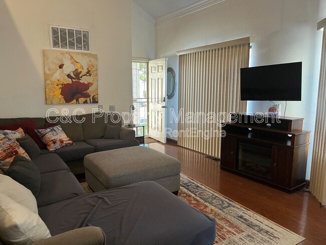 Photo - 960 Buckskin Terrace