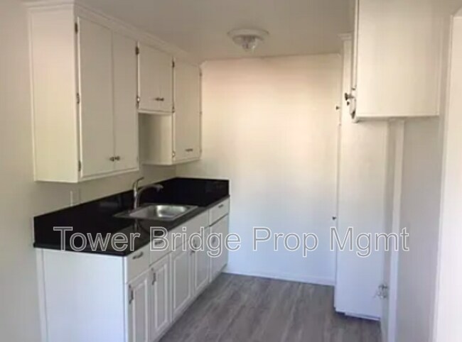 Photo - 2701 San Fernando Way Unidad Apt 2