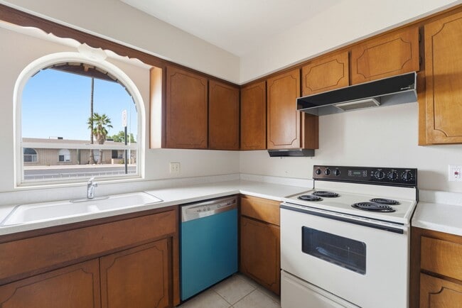 Building Photo - Charming rental home located on a quiet cul-de-sac in the heart of Mesa